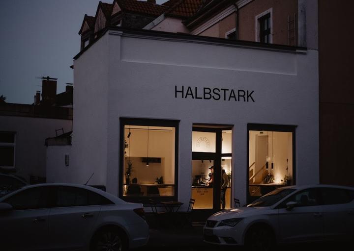 Halbstark